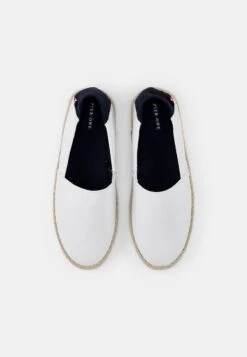 Pier One Espadrille - White - Dark Blue -Deutschland Pier One Verkaufs-Shop 033d605d5e9c46709388e84dfb8e00ee