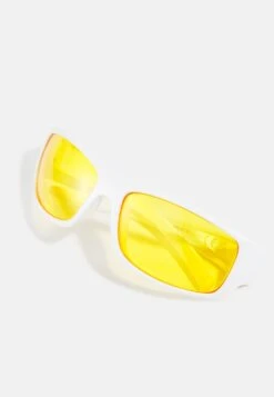 Pier One UNISEX - Sonnenbrille - White -Deutschland Pier One Verkaufs-Shop 06212ea48c0f4037abc6a62aa2c032d6