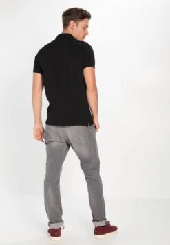 Pier One Poloshirt - Black -Deutschland Pier One Verkaufs-Shop 1154fb526df44726860f8539ff36c43c