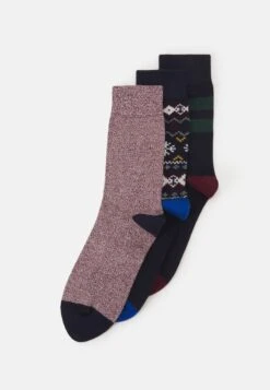 Pier One 3PACK - Socken - Dark Blue, Dark Red, White 10 Pier One 3PACK - Socken - Dark Blue, Dark Red, White -Deutschland Pier One Verkaufs-Shop 184d959e5fd3487c9e43973166d9c2dc 2