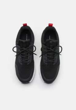 Pier One Sneaker Low - Black -Deutschland Pier One Verkaufs-Shop 1c425e529e484e5991d10e47a7b41649