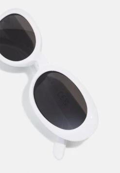 Pier One UNISEX - Sonnenbrille - White -Deutschland Pier One Verkaufs-Shop 23546918e94f4ab28ea73c60259a89c5