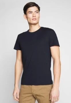 Pier One 2 PACK - T-Shirt Basic - White/dark Blue -Deutschland Pier One Verkaufs-Shop 29e824f9825c4b58be6620e83ee4ac6b