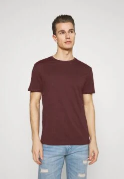 Pier One 3 PACK - T-Shirt Basic - Black/grey/bordeaux -Deutschland Pier One Verkaufs-Shop 2d6e3b91aae541ef977efb9debcd78fb