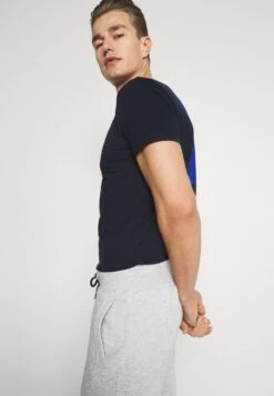 Pier One 2 PACK - Shorts - Mottled Light Grey/dark Blue -Deutschland Pier One Verkaufs-Shop 380539021590444ba0d9f275a672b5df