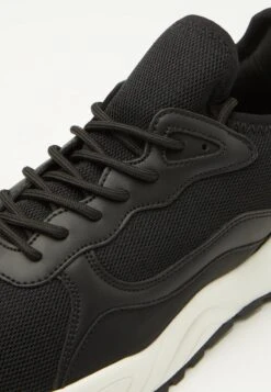 Pier One UNISEX - Sneaker Low - Black/white -Deutschland Pier One Verkaufs-Shop 383be7e17d7b4e6fb1f7aa6c378ae4ea