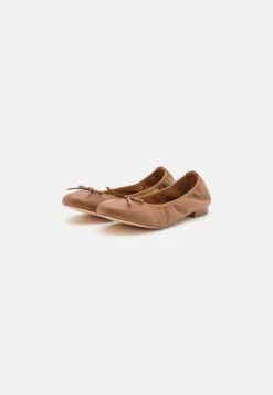 Pier One LEATHER - Klassischer Ballerina - Cognac -Deutschland Pier One Verkaufs-Shop 423dda3ca2834c0da9a6344c8e9fe28c