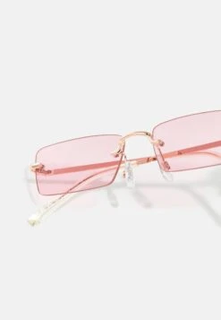 Pier One UNISEX - Sonnenbrille - Pink 11 Pier One UNISEX - Sonnenbrille - Pink -Deutschland Pier One Verkaufs-Shop 48d6d36db7944e98b393bb316d299a57