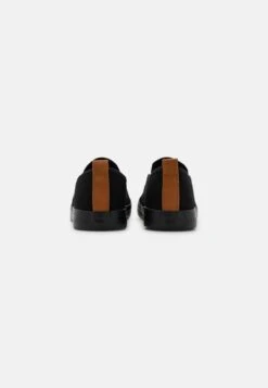 Pier One UNISEX - Slipper - Black -Deutschland Pier One Verkaufs-Shop 498de95b879f4ad0a437960998fc617e