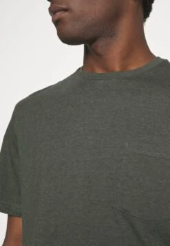 Pier One Nachtwäsche Set - Black/khaki -Deutschland Pier One Verkaufs-Shop 598c5af7df284a32839c70f6d4a77e84