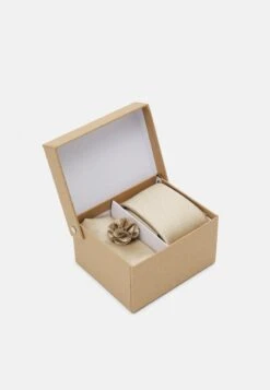 Pier One SET - Sonstige Accessoires - Beige 12 Pier One SET - Sonstige Accessoires - Beige -Deutschland Pier One Verkaufs-Shop 5dfa39d4f14a47e495c04fd8aad3fb4e