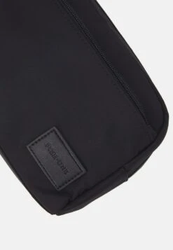 Pier One UNISEX - Kosmetiktasche - Black 11 Pier One UNISEX - Kosmetiktasche - Black -Deutschland Pier One Verkaufs-Shop 5ecd591da0554c28a37b88635d752b7a