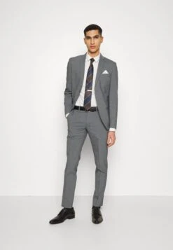 Pier One 2 PACK - Gürtel - Brown/black 13 Pier One 2 PACK - Gürtel - Brown/black -Deutschland Pier One Verkaufs-Shop 6e728d58963444c98cf47a537b5e4f36