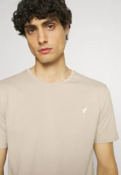 Pier One 5 PACK - T-Shirt Basic - Dark Grey/dark Blue/olive -Deutschland Pier One Verkaufs-Shop 81ca3230dbe2475a9421f41f39991c57