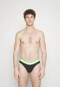 Pier One BRANDED WAISTBAND BRIEFS 3 PACK - Slip - Black -Deutschland Pier One Verkaufs-Shop 87822367847c47febdfb486f93afed0b