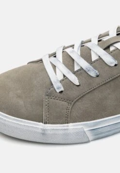 Pier One Sneaker Low - Grey 13 Pier One Sneaker Low - Grey -Deutschland Pier One Verkaufs-Shop 8c793318b60147f4acc680218ed60331