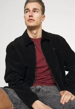 Pier One T-Shirt Basic - Brown/white/black -Deutschland Pier One Verkaufs-Shop 8c7ca28aba444f0ca09b550c10abc589