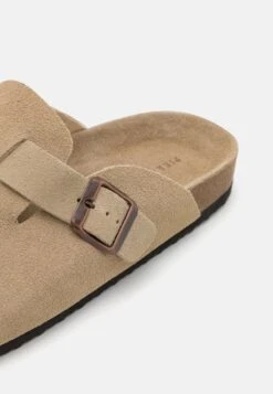 Pier One LEATHER UNISEX - Clogs - Beige -Deutschland Pier One Verkaufs-Shop 9441d91098484a458d337de47de41e02