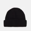 Pier One SHORT MICRO BEANIE UNISEX - Mütze - Black -Deutschland Pier One Verkaufs-Shop 9f21733eb7c144e99d0caa1c7530c76b