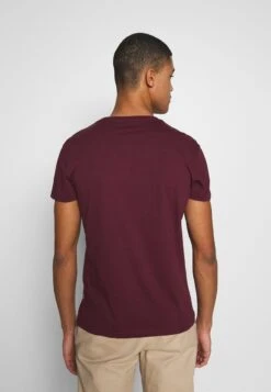 Pier One T-Shirt Basic - Bordeaux -Deutschland Pier One Verkaufs-Shop 9f9bb53358e64bb195d7899815204bcd