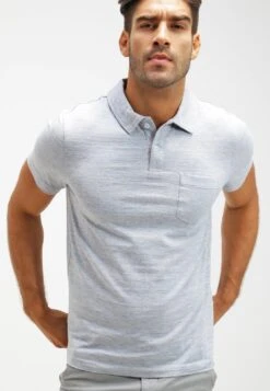 Pier One Poloshirt - Light Blue Melange -Deutschland Pier One Verkaufs-Shop a0a28f1b73bc4555a573df967148c42b 1