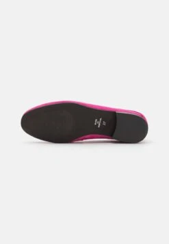 Pier One LEATHER - Slipper - Pink -Deutschland Pier One Verkaufs-Shop a8416cf282024aeab3c3bcf89077c661