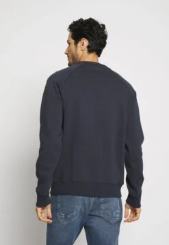 Pier One 2 PACK - Sweatshirt - Dark Blue/bordeaux -Deutschland Pier One Verkaufs-Shop bb12a7ee10bc496f8191f4606422a053