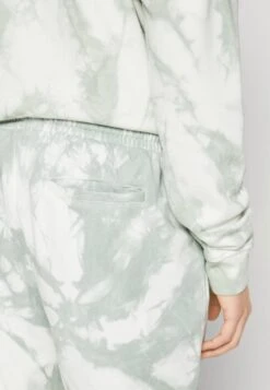 Pier One Shorts - Green -Deutschland Pier One Verkaufs-Shop bbb1dcd533944ef5aa7e8fb222df3604