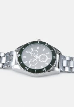 Pier One UNISEX - Uhr - Silver-coloured/green -Deutschland Pier One Verkaufs-Shop cd939269d4a648bcae4e5d43b23c8847