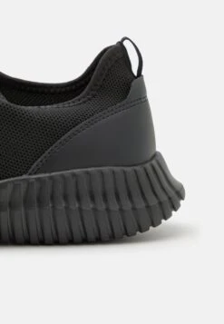 Pier One Sneaker Low - Black -Deutschland Pier One Verkaufs-Shop da21a0204b9943a1b0a5be03e6d2430f