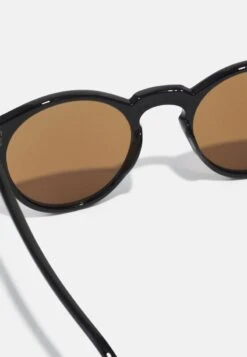 Pier One UNISEX - Sonnenbrille - Black/blue -Deutschland Pier One Verkaufs-Shop da9c902c3c0f42ed9cb742aef3377db0