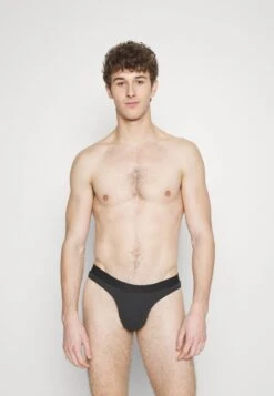 Pier One 3 PACK - Slip - Red/grey/black 13 Pier One 3 PACK - Slip - Red/grey/black -Deutschland Pier One Verkaufs-Shop dc27697b26534a9cbcca1555a1dfc300 1