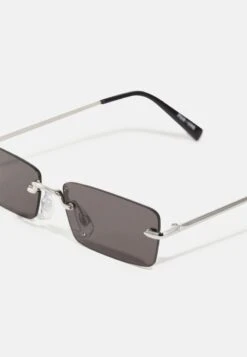 Pier One UNISEX - Sonnenbrille - Black -Deutschland Pier One Verkaufs-Shop e15ab6ee6bcb46b3b75eb870236169a4