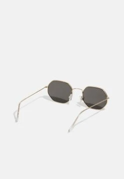 Pier One UNISEX - Sonnenbrille - Gold-coloured/black -Deutschland Pier One Verkaufs-Shop e1fd95cad8184120abaf408b079586df