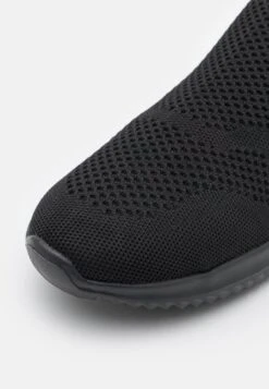 Pier One Slipper - Black -Deutschland Pier One Verkaufs-Shop e2c682b9701f4c84a77f1a95a1f5aad5