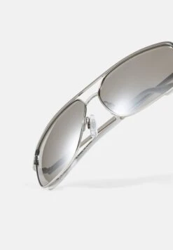 Pier One UNISEX - Sonnenbrille - Silver-coloured, Black 11 Pier One UNISEX - Sonnenbrille - Silver-coloured, Black -Deutschland Pier One Verkaufs-Shop e2e667893a6348519937490659beba93