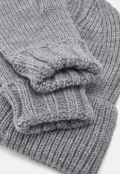 Pier One SET - Mütze - Grey -Deutschland Pier One Verkaufs-Shop e50e53f6a53e4867a382c1ae80f58312