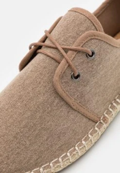 Pier One Sportlicher Schnürer - Beige -Deutschland Pier One Verkaufs-Shop e9c745a0841d4600ba523faac59256d6